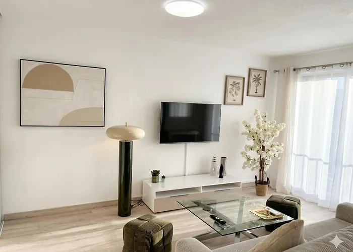 Апартаменты Luxury Stay, Proche Gare & Sanctuaire, Climatisation Лурд