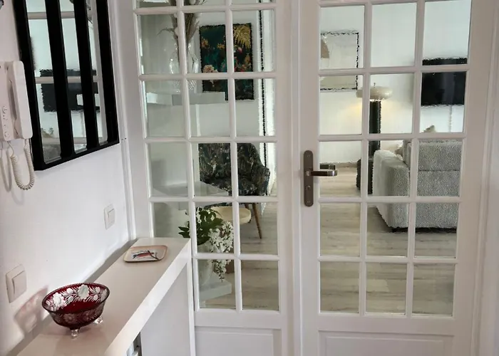 Luxury Stay, Proche Gare & Sanctuaire, Climatisation Apartment