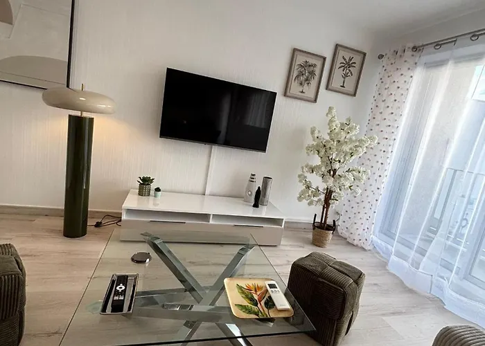 Luxury Stay, Proche Gare & Sanctuaire, Climatisation Apartment