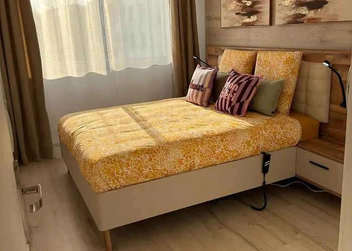 Апартаменты Luxury Stay, Proche Gare & Sanctuaire, Climatisation