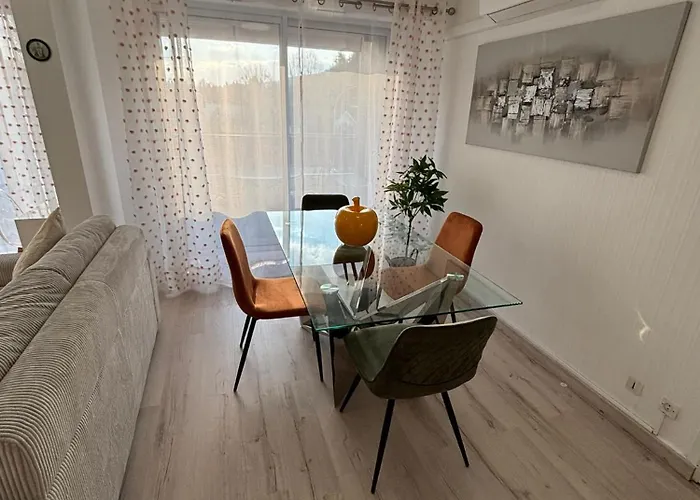 Apartment Luxury Stay, Proche Gare & Sanctuaire, Climatisation