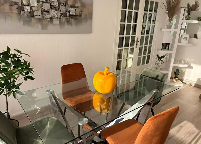 Apartment Luxury Stay, Proche Gare & Sanctuaire, Climatisation *