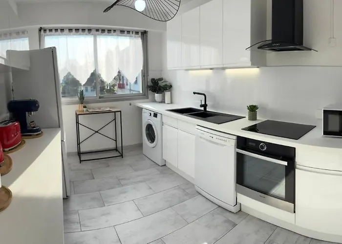 Apartment Luxury Stay, Proche Gare & Sanctuaire, Climatisation