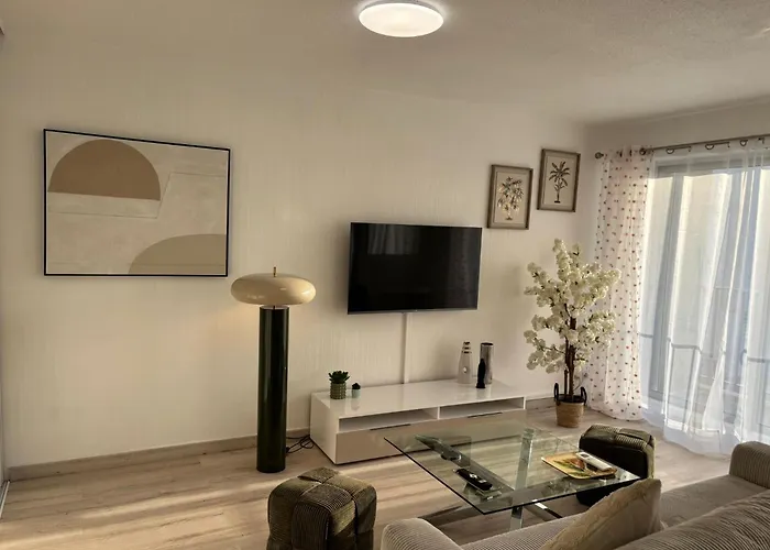 Luxury Stay, Proche Gare & Sanctuaire, Climatisation * Лурд